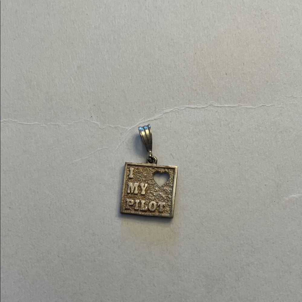 Silver 'I Love My Pilot' charm